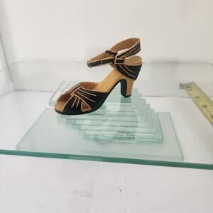 Vintage Rising Star Ceramic Shoe by Raine